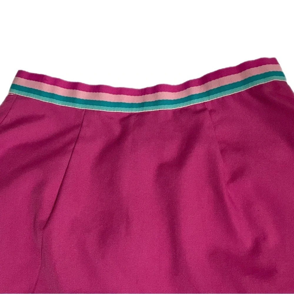 Tail‎ skirt